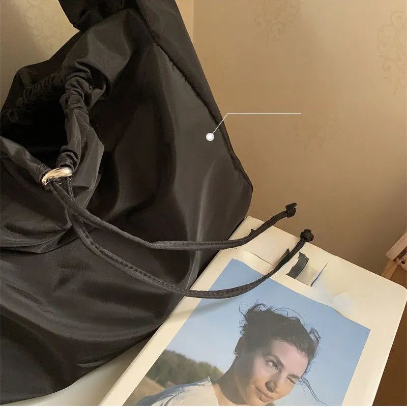 Women Bag New Nylon Bucket Fashion Solid Zipper SOFT Shoulder Bag Purses and Handbags Luxury Designer Black Tote Bag сумка